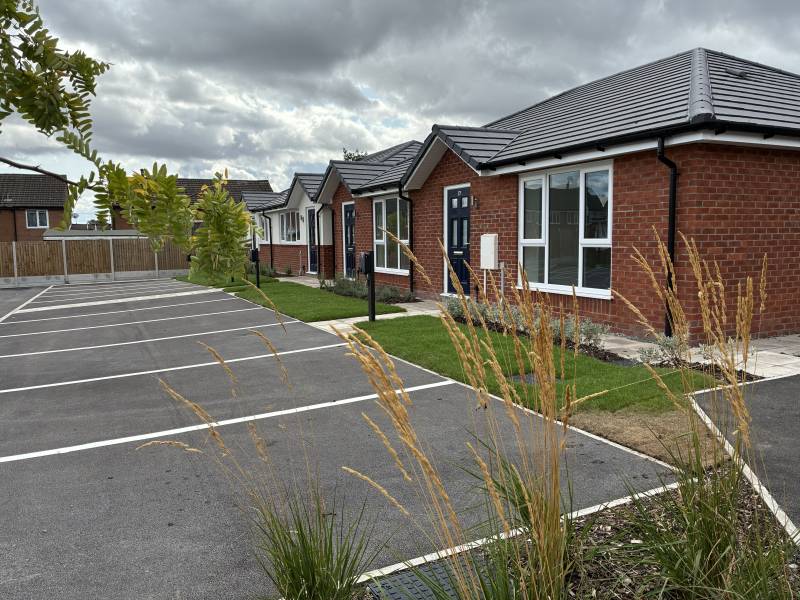 Regent Street, Moulton Feature Image